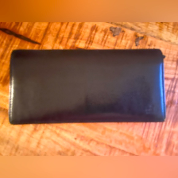 GUCCI Leather Single Fold Long Wallet in Black - Picture 1 of 11